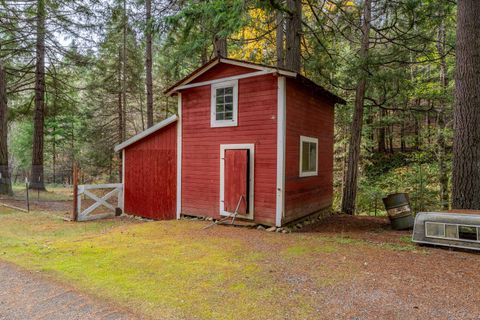 Tiny photo for 1871 McCullough Creek Road, Glendale, OR 97442 (MLS # 220212074)