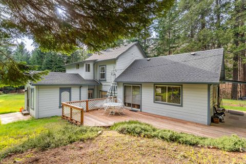 Tiny photo for 1871 McCullough Creek Road, Glendale, OR 97442 (MLS # 220212074)