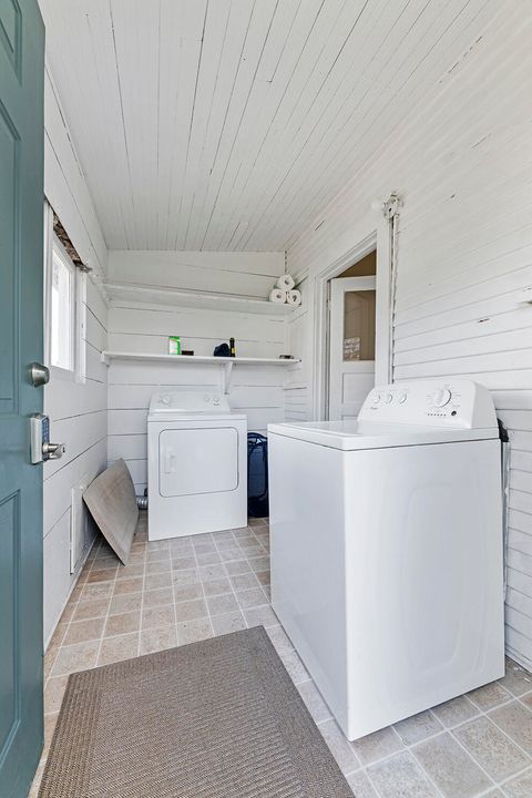 Tiny photo for 813 E 9th Street, Medford, OR 97504 (MLS # 220217418)