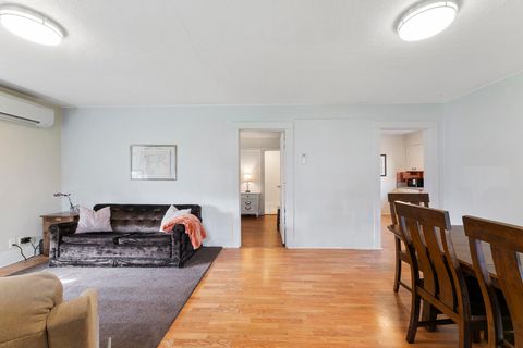 Tiny photo for 813 E 9th Street, Medford, OR 97504 (MLS # 220217418)