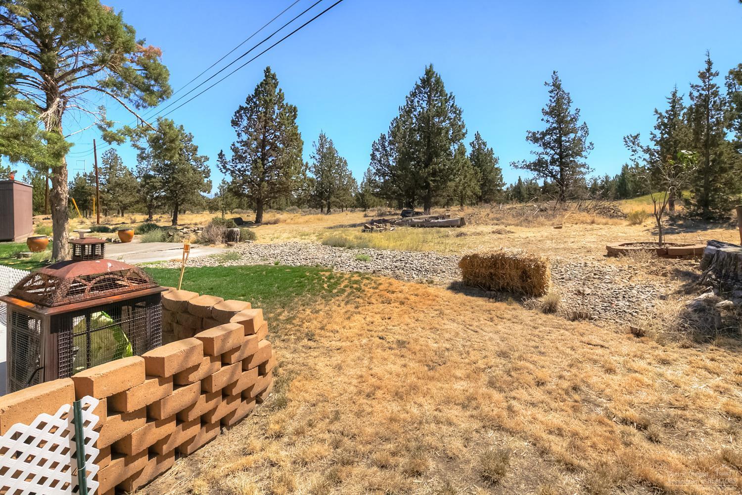 Cline Falls Oasis - Residential