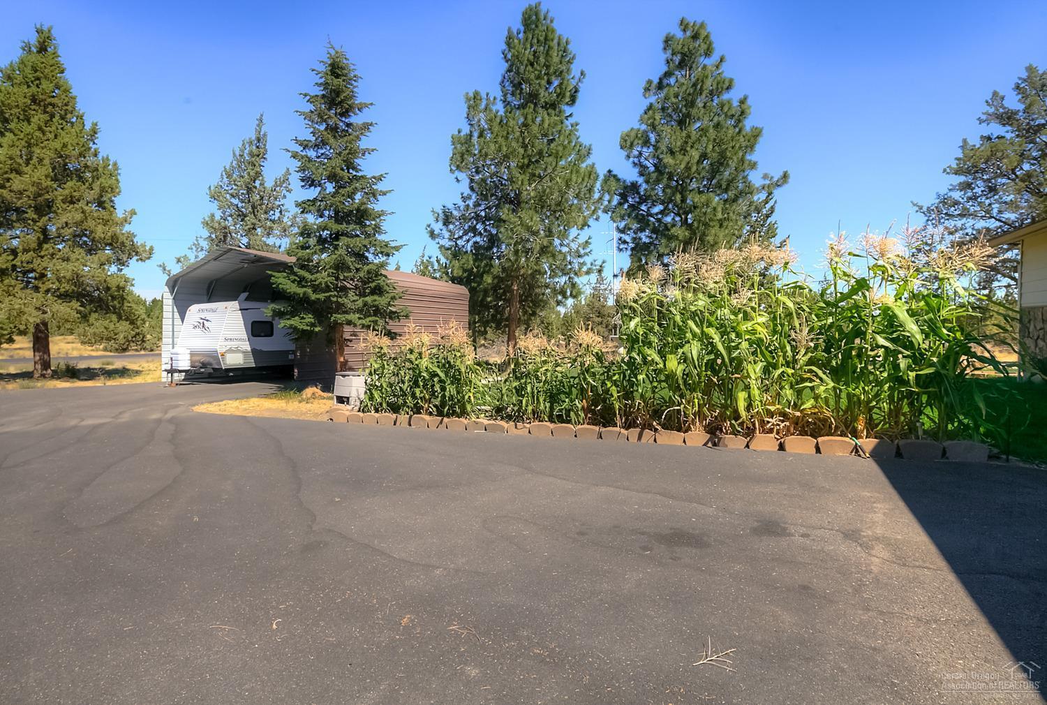 Cline Falls Oasis - Residential