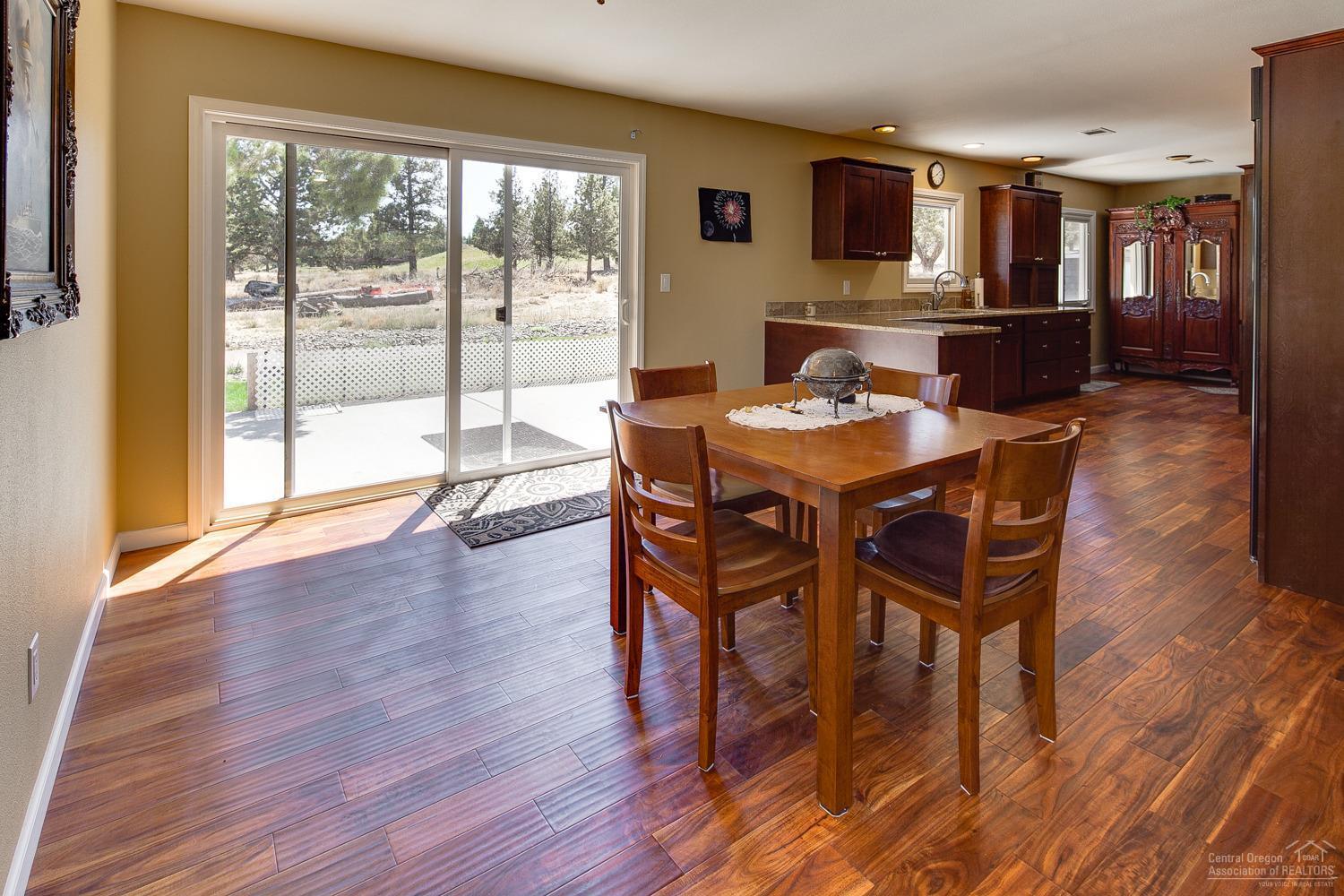 Cline Falls Oasis - Residential