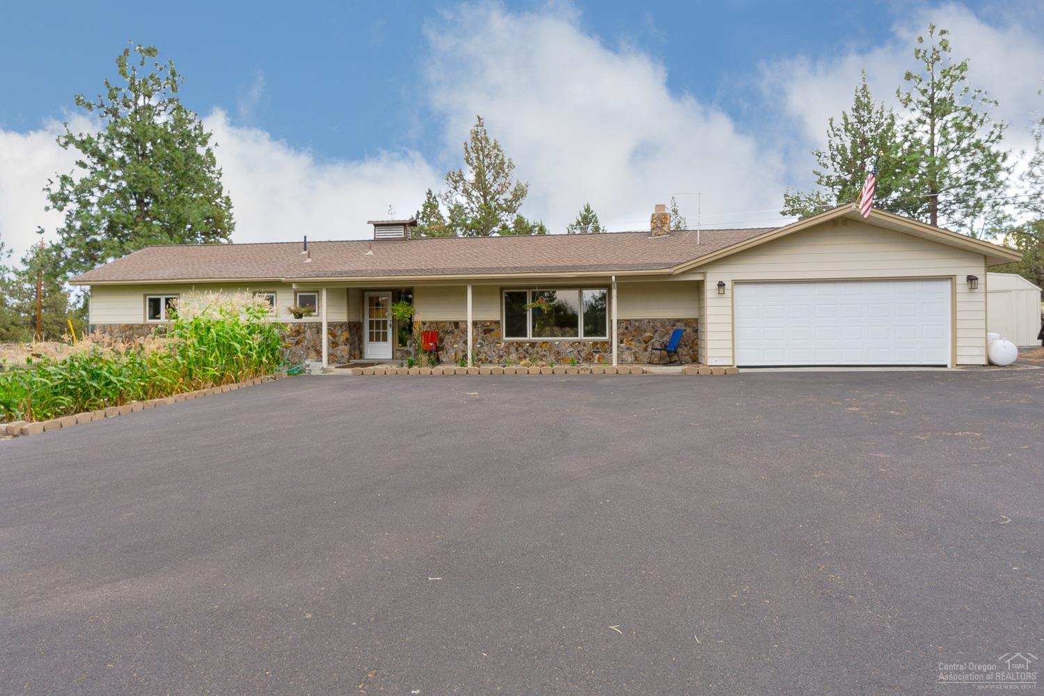 Cline Falls Oasis - Residential