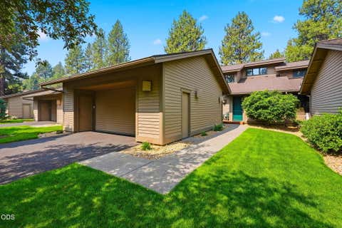 Tiny photo for 60527 Seventh Mountain Drive, Bend, OR 97702 (MLS # 220226570)