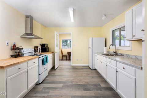 Tiny photo for 620 Meadow Lane, Brookings, OR 97415 (MLS # 220223888)