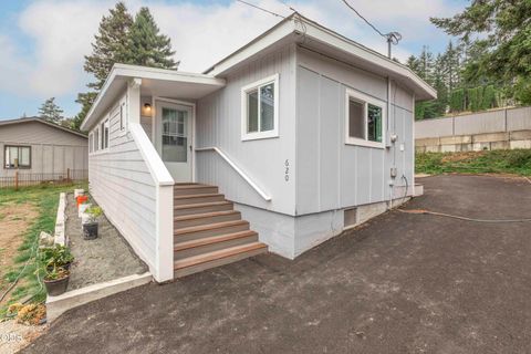 Tiny photo for 620 Meadow Lane, Brookings, OR 97415 (MLS # 220223888)
