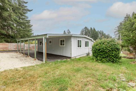 Tiny photo for 620 Meadow Lane, Brookings, OR 97415 (MLS # 220223888)