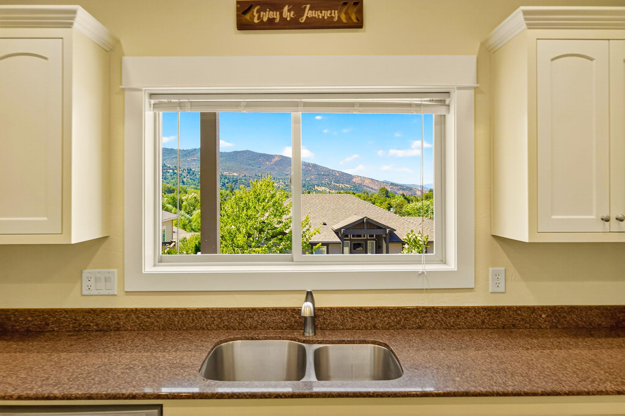 Meadowbrook Park II At North Mountain - Residential