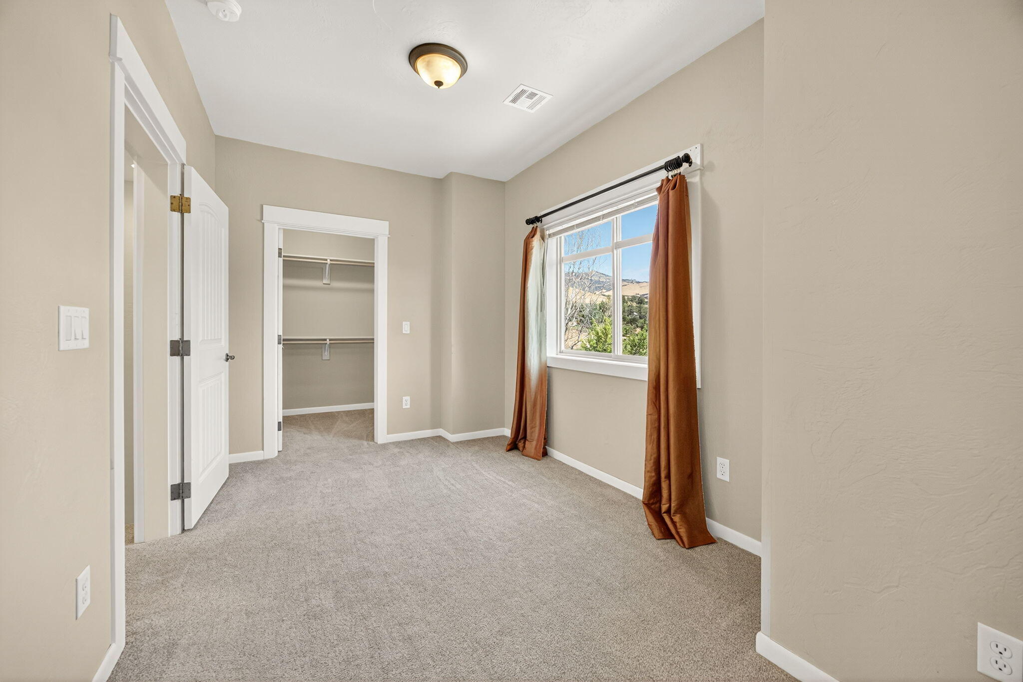 Meadowbrook Park II At North Mountain - Residential