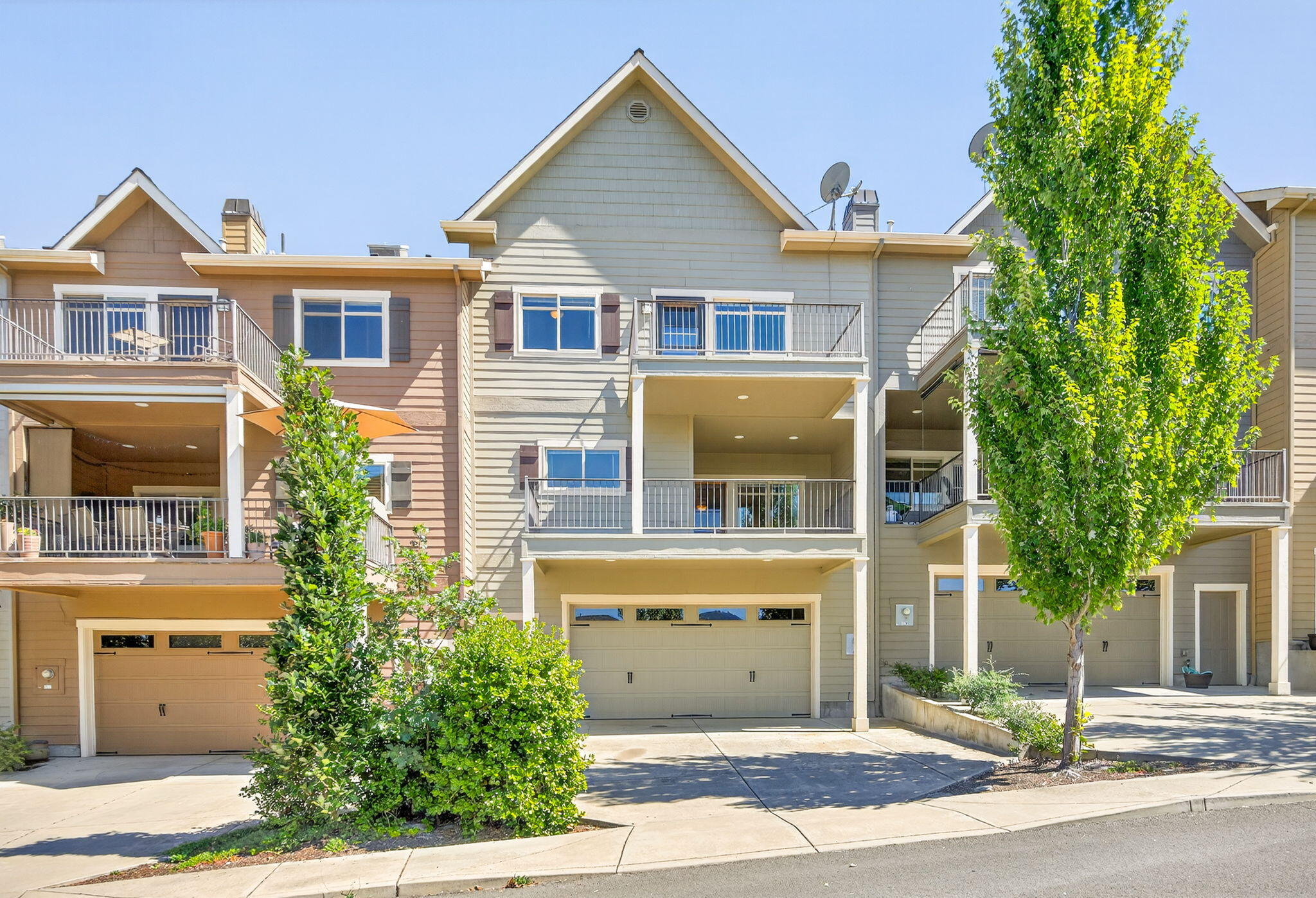 Meadowbrook Park II At North Mountain - Residential