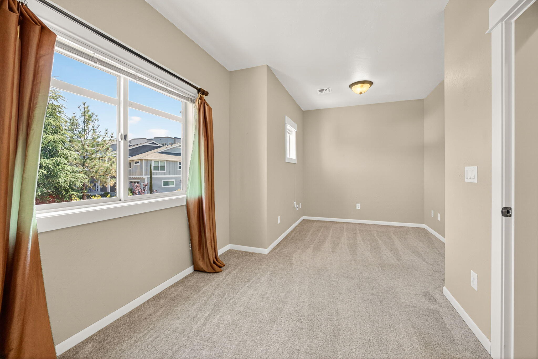 Meadowbrook Park II At North Mountain - Residential