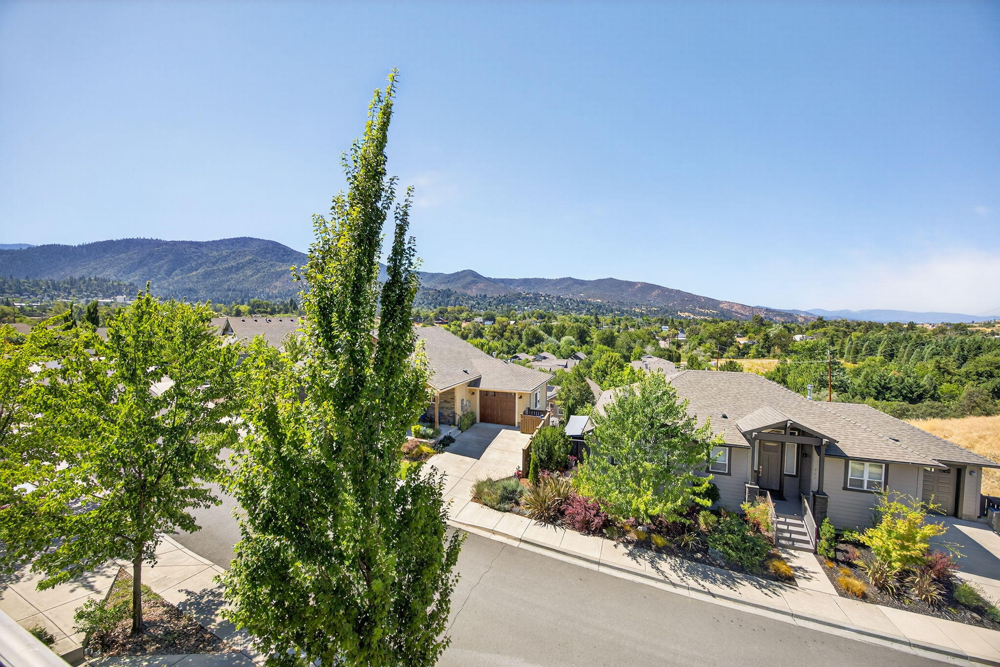 Meadowbrook Park II At North Mountain - Residential