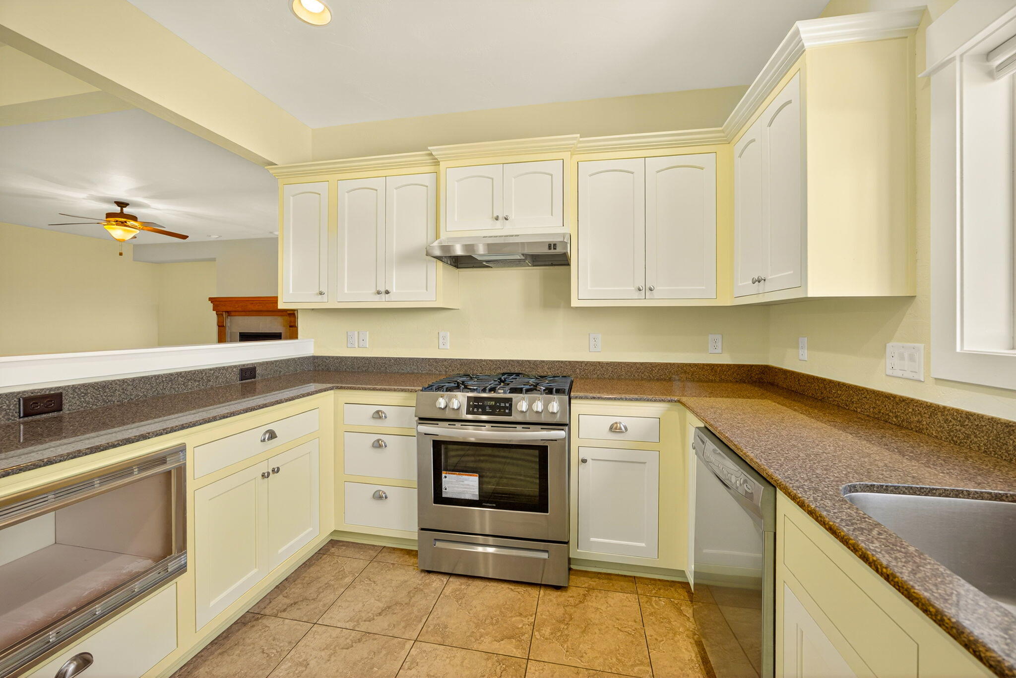 Meadowbrook Park II At North Mountain - Residential