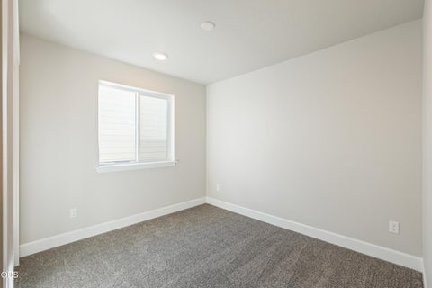 Tiny photo for 3996 SW Obsidian Place #138, Redmond, OR 97756 (MLS # 220229883)