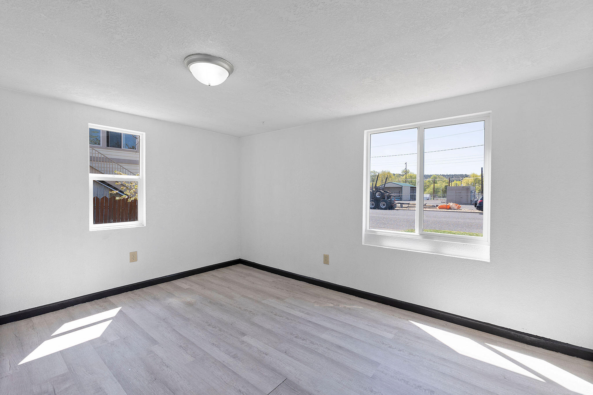 PrineVille - Fifth - Residential