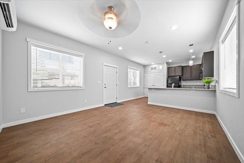 Tiny photo for 2625 Redwood Avenue, Grants Pass, OR 97527 (MLS # 220215388)