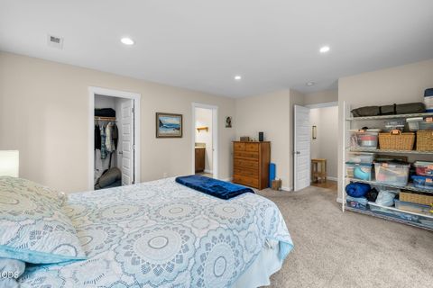 Tiny photo for 14431 Crossroads Loop, Sisters, OR 97759 (MLS # 220223050)