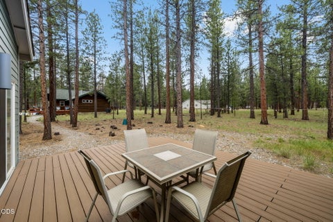 Tiny photo for 14431 Crossroads Loop, Sisters, OR 97759 (MLS # 220223050)