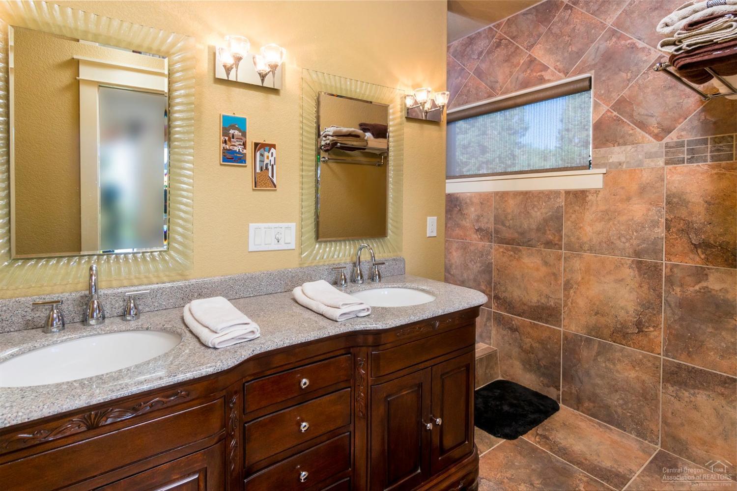 Awbrey Village - Residential