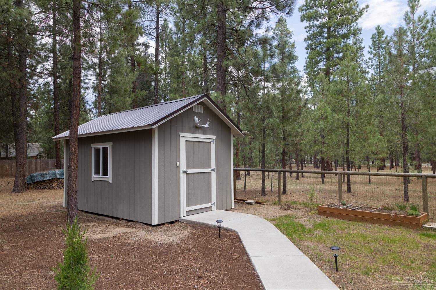 Ponderosa Pines - Residential