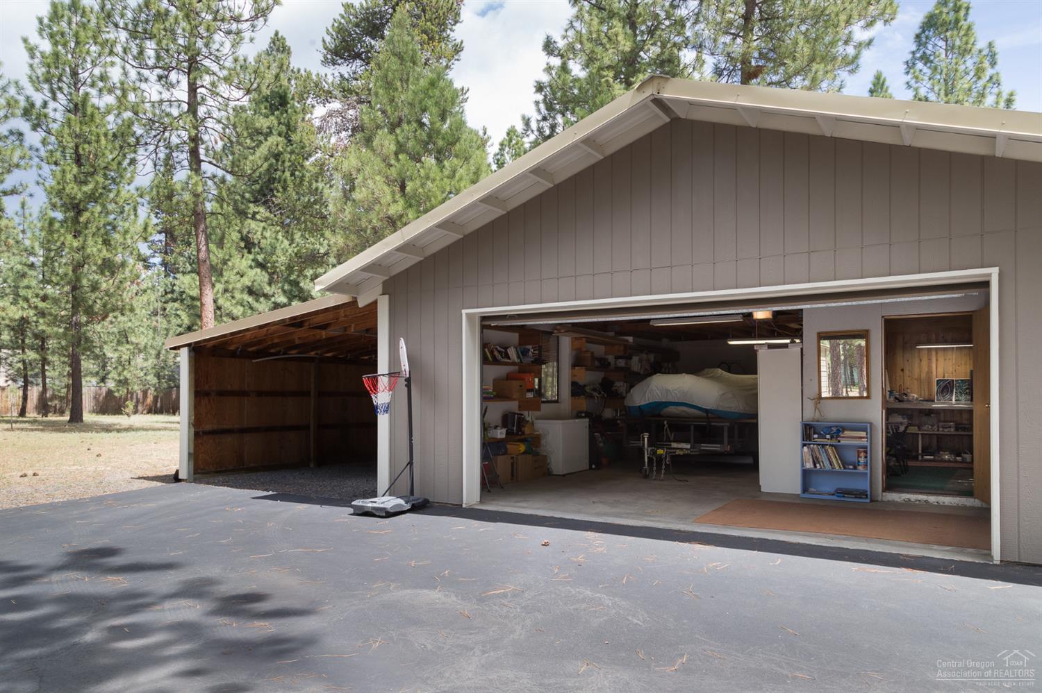 Ponderosa Pines - Residential