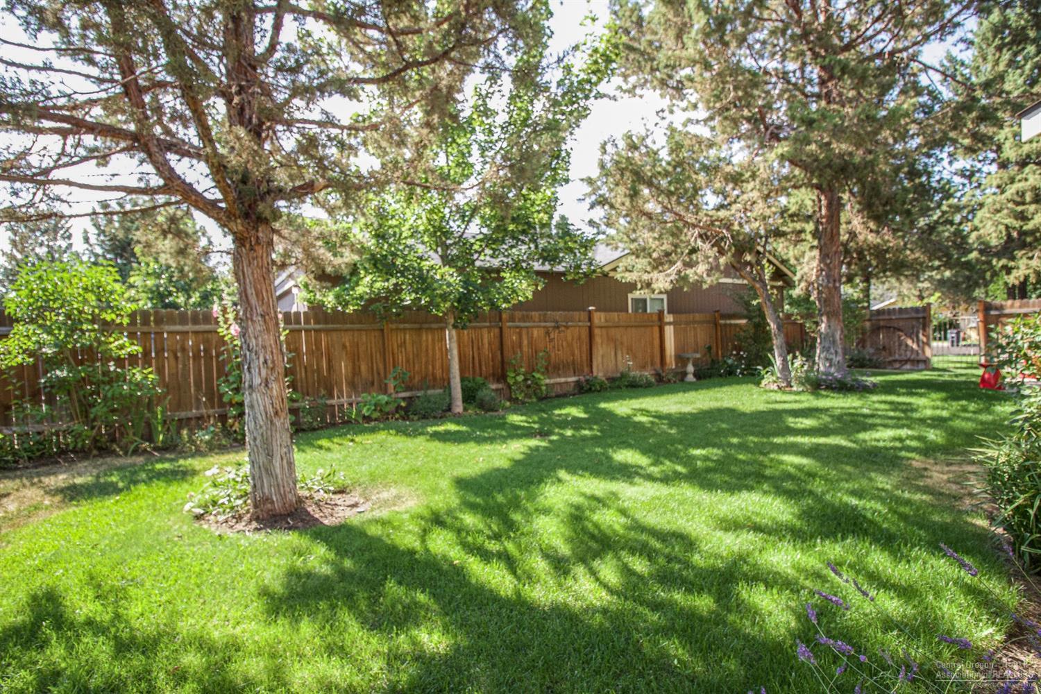 Larkspur - Residential