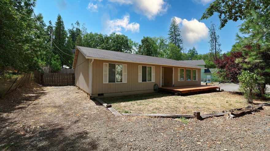 Tucked away at the end of a quiet cul-de-sac, this 3-bedroom, 2-bath home offers 1,704 sq. ft. of comfortable living on a spacious 0.25-acre lot. The large fenced backyard is perfect for entertaining or pets, and the attached 2-car garage and storage shed offer plenty of space for toys and tools. Inside, you'll find a generous family room, separate living room, walk-in closet, breakfast bar, and a dedicated laundry area. Built in 2000, the home also includes a new water heater with a 2,000-gallon storage tank and benefits from a shared well last tested at an impressive 60 GPM. The HOA is just $150/year and provides access to 1,000 feet of community-owned river frontage—complete with a sandy beach, BBQ area, and some of the best fishing spots in the area. Enjoy peaceful rural living with a strong sense of community!
