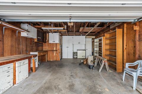 Tiny photo for 2850 Rogue River Highway, Grants Pass, OR 97527 (MLS # 220223936)