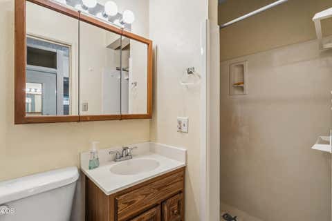 Tiny photo for 2850 Rogue River Highway, Grants Pass, OR 97527 (MLS # 220223936)