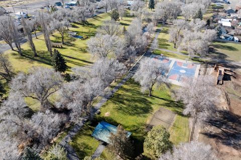 Tiny photo for 1112 NE Cobblestone Ct., Prineville, OR 97754 (MLS # 220210070)