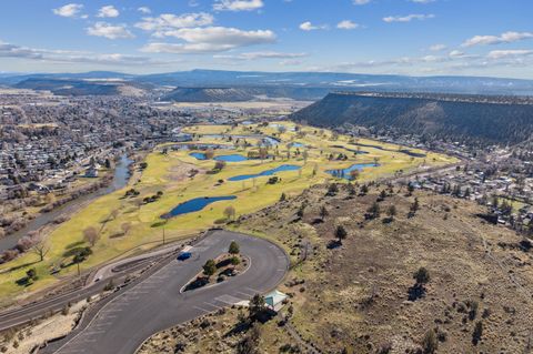 Tiny photo for 1112 NE Cobblestone Ct., Prineville, OR 97754 (MLS # 220210070)
