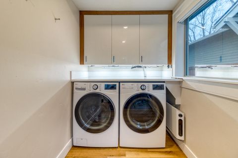 Tiny photo for 120 NW Sisemore Street, Bend, OR 97703 (MLS # 220215188)