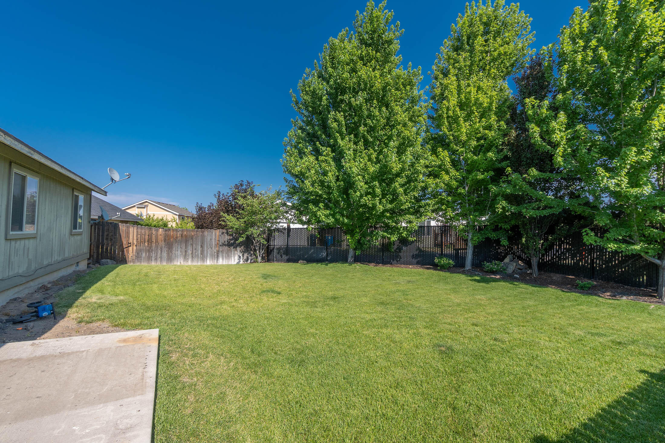 Julina Park - Residential