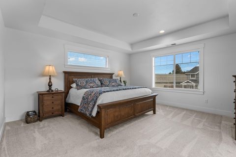 Tiny photo for 4649 SW 36th Street, Redmond, OR 97756 (MLS # 220217176)