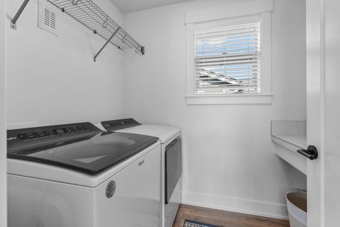 Tiny photo for 4649 SW 36th Street, Redmond, OR 97756 (MLS # 220217176)