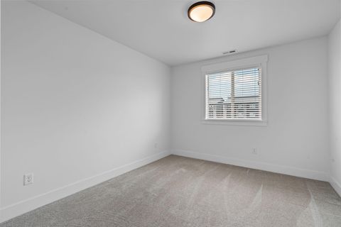 Tiny photo for 4649 SW 36th Street, Redmond, OR 97756 (MLS # 220217176)