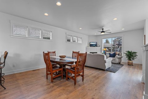 Tiny photo for 4649 SW 36th Street, Redmond, OR 97756 (MLS # 220217176)