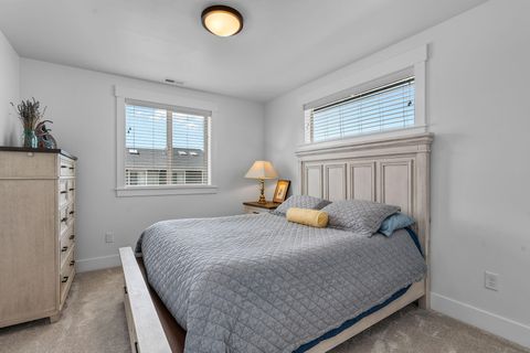 Tiny photo for 4649 SW 36th Street, Redmond, OR 97756 (MLS # 220217176)