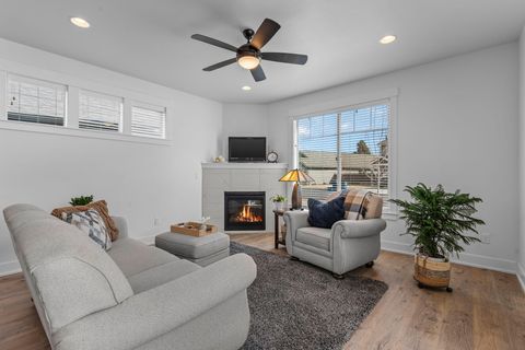 Tiny photo for 4649 SW 36th Street, Redmond, OR 97756 (MLS # 220217176)