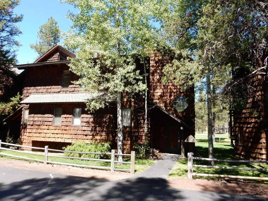 Three level lodge-style condo with vaulted ceiling in the great room. Two wood burning fireplaces and decks overlooking the Meadows Golf Course will enhance your Sunriver lifestyle. #22 Wildflower is ideally located close to The Village, SHARC, The Resort and The Grand Lodge. This home is currently in the rental program with an established rental history with Sunriver Resort.