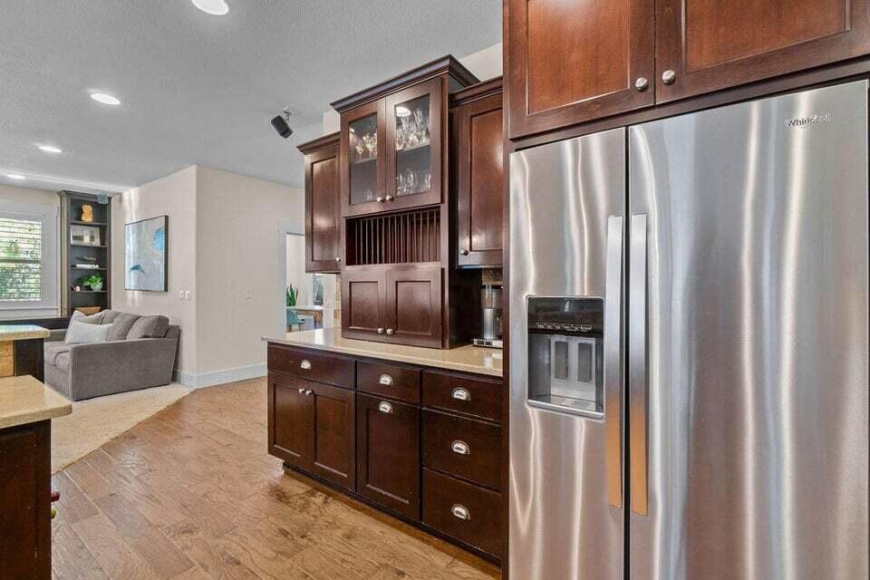 Skyliner Summit - Residential