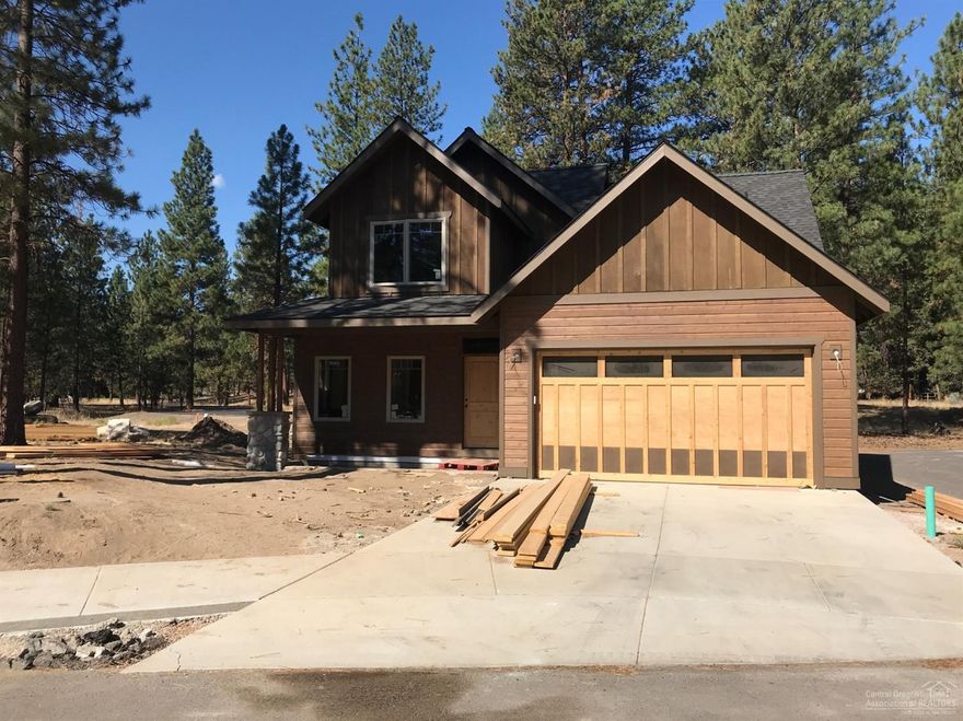 Would you like a luxurious home near world class dining, entertainment, hiking & biking? Then this home nestled in the pines is perfect for you. Master suite on the main floor allows you privacy as you host friends & family in beautiful Sisters & Central Oregon. With festivals and entertainment year round, you'll want to live here. An oversized corner lot provides room to garden or go low maintenance and enjoy the sunshine. Open Houses often, come on by!