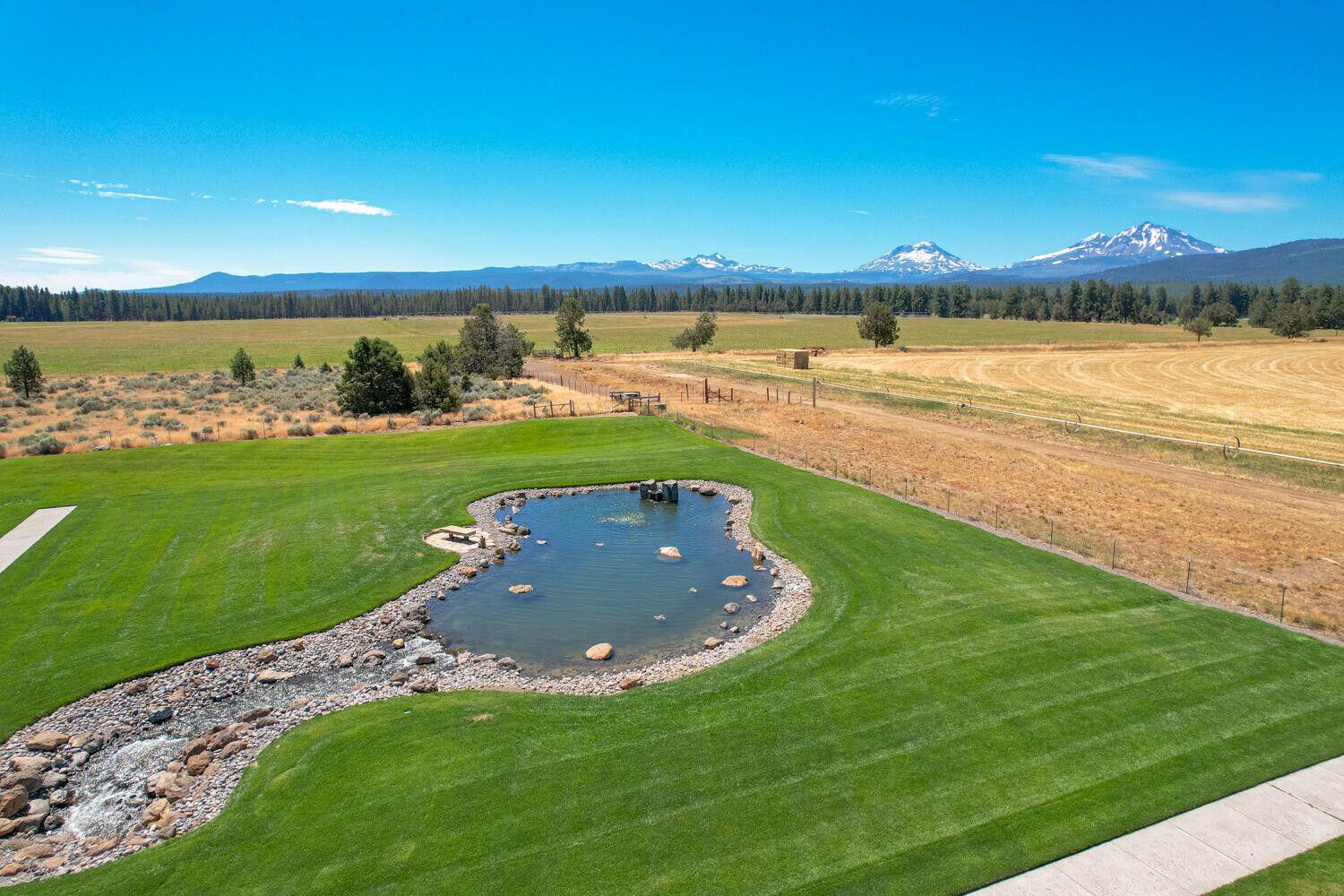 Pine Meadow Vill - Residential