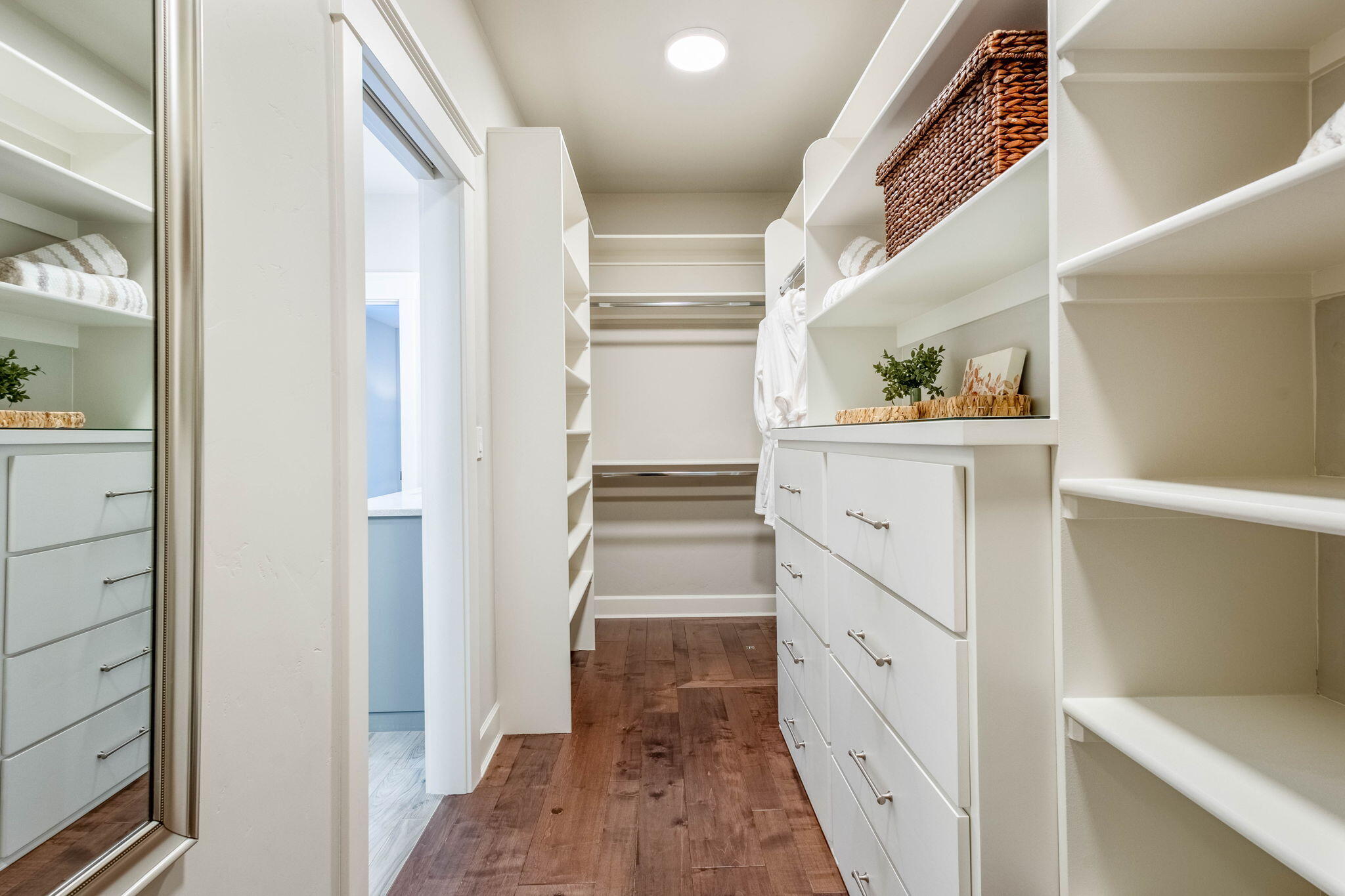 Pine Meadow Vill - Residential