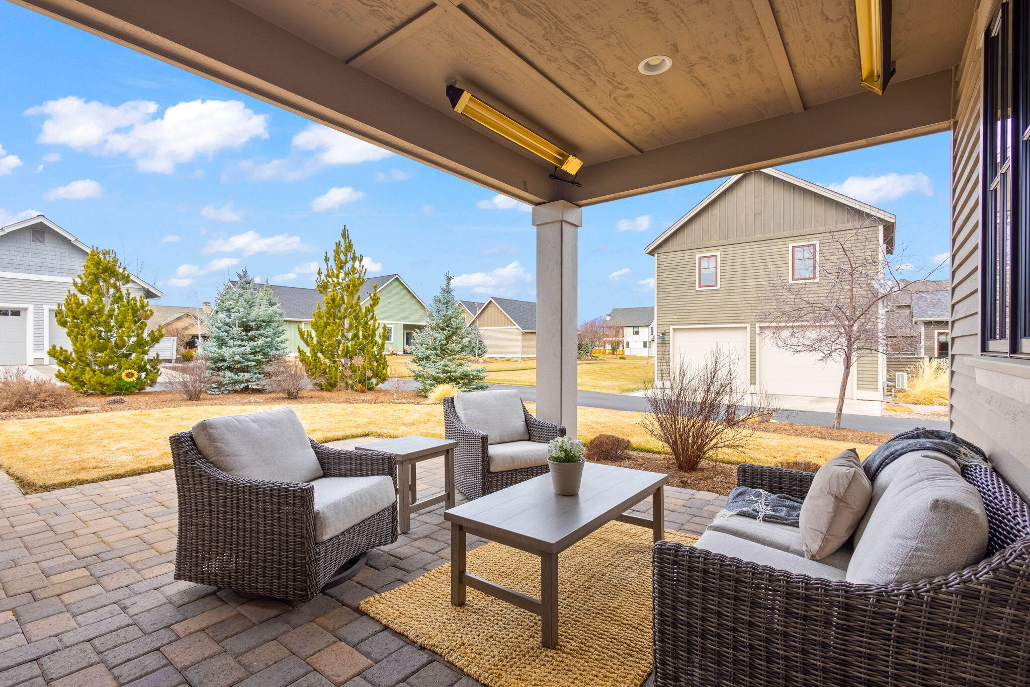 Pine Meadow Vill - Residential