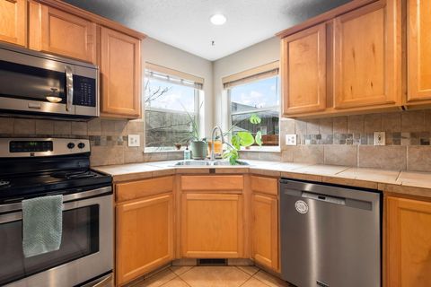 Tiny photo for 16411 Cassidy Court, La Pine, OR 97739 (MLS # 220215116)