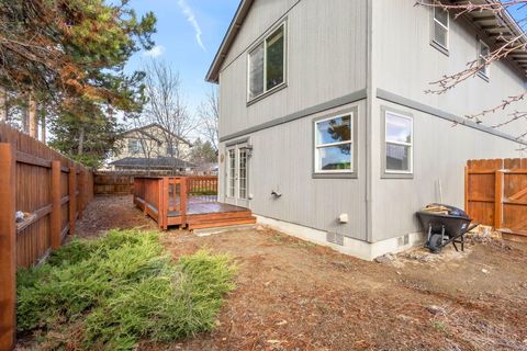 Tiny photo for 16411 Cassidy Court, La Pine, OR 97739 (MLS # 220215116)