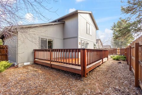 Tiny photo for 16411 Cassidy Court, La Pine, OR 97739 (MLS # 220215116)