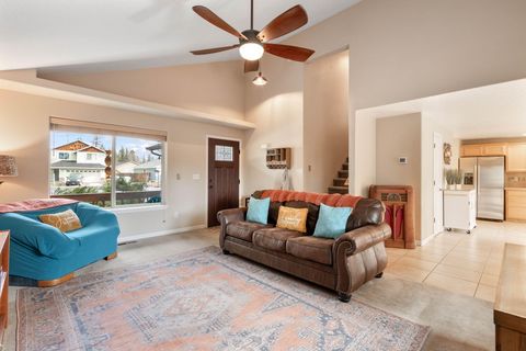 Tiny photo for 16411 Cassidy Court, La Pine, OR 97739 (MLS # 220215116)